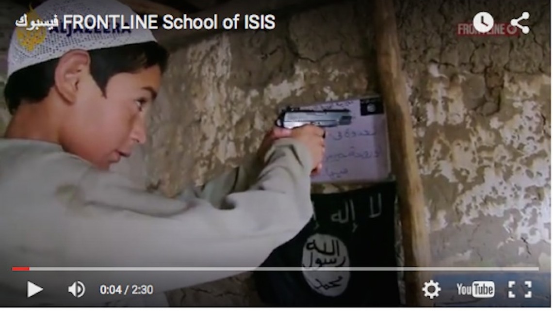 Școală din Afghanistan, în care copiii sunt pregătiți să devină luptători ISIS. Sursă foto: captură video de pe Facebook, material realizat de Frontline.