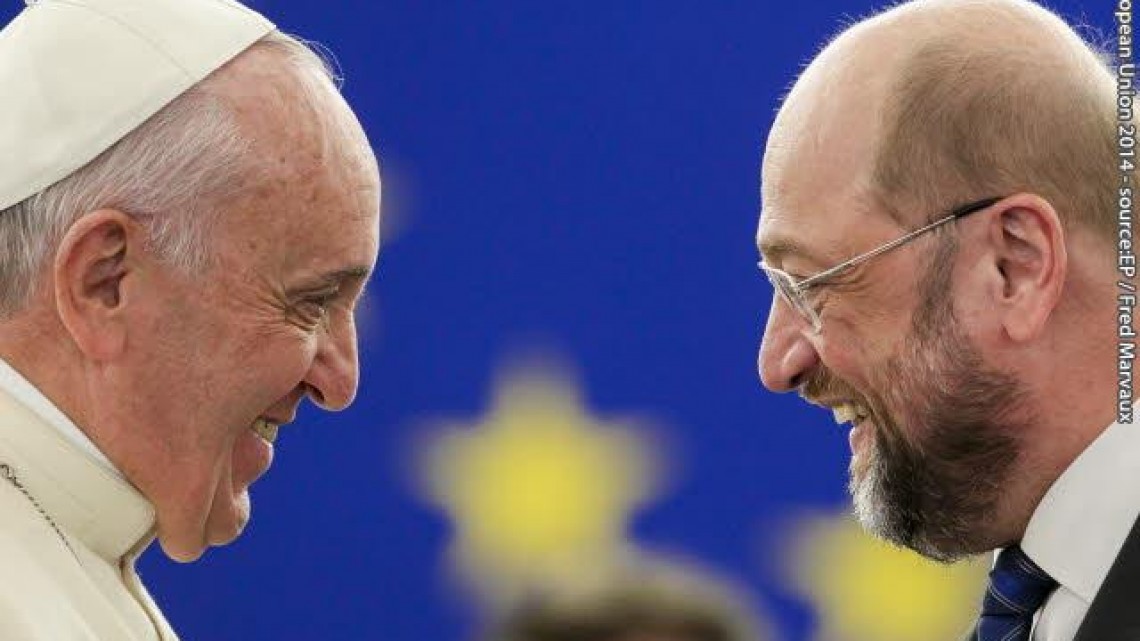 Papa Francis I și președintele Parlamentului European Martin Schultz, 2014. Sursă foto: Parlamentul European